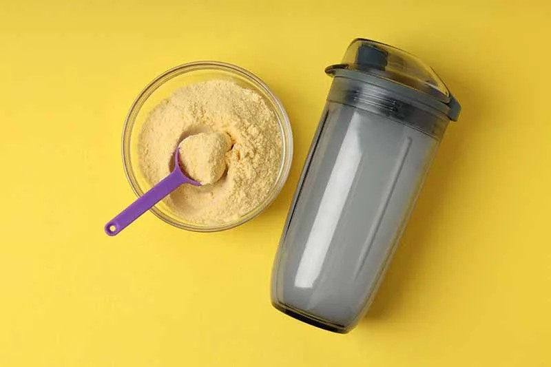 Uçakta Supplement Taşımak: Protein Tozu ve Kreatin İle Seyahat Kuralları